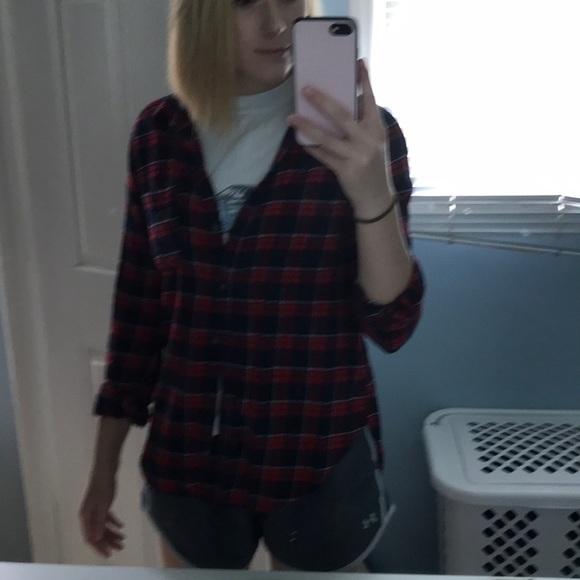 Hollister flannel - Picture 4 of 8